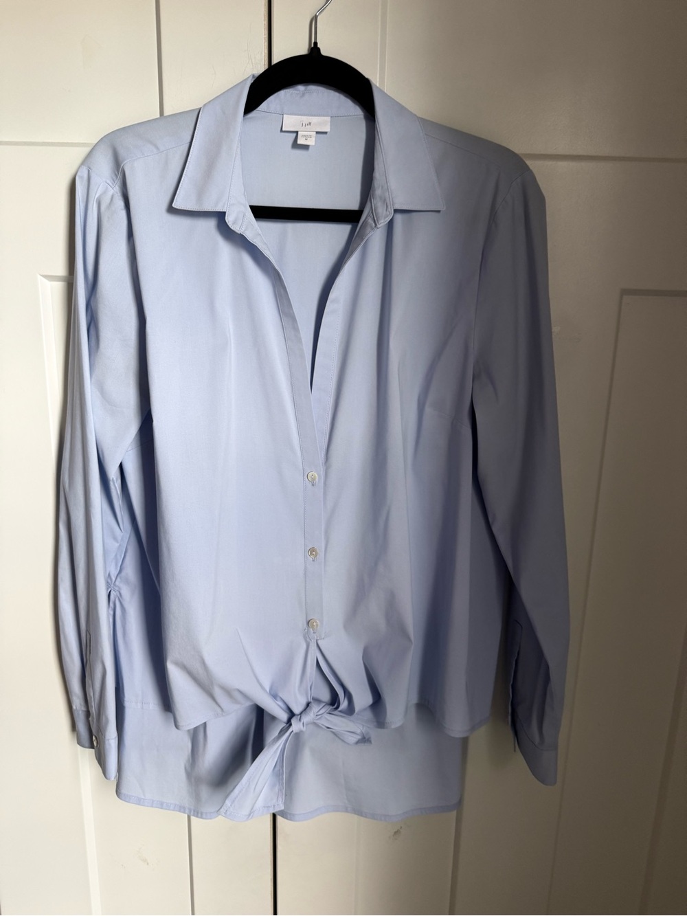 J. Jill Light Blue Button-Down Shirt with Front Tie size M. Like new!